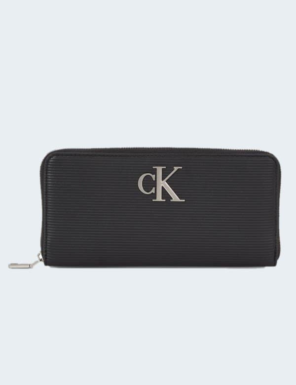 portefeuille-cuir-calvin-klein-jeans-femme-noir-minimal-monogram